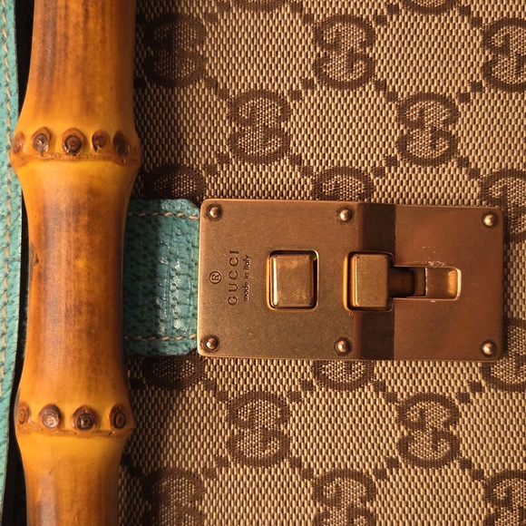 Gucci Vintage 1990s ultra rare limited edition turquoise Bamboo Bullet Bag - Picture 6 of 17